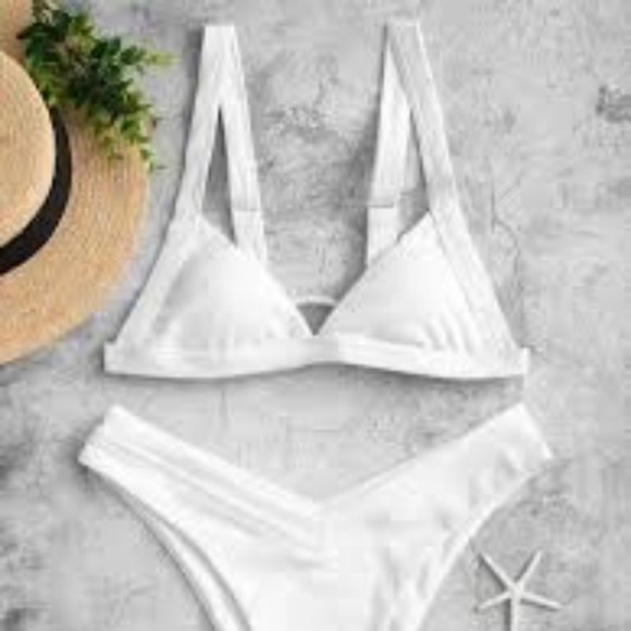 SALE!! Ribbed triangle bikini top NWT - Picture 3 of 10